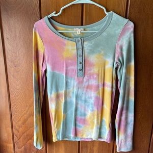Tye-dye fitted long sleeve ribbed shirt